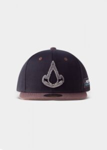 Kšiltovka Assassin's Creed Valhalla - Metal Badge Difuzed